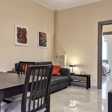 Rivoli Roomy Apartamento