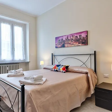 Rivoli Roomy Appartement Turin